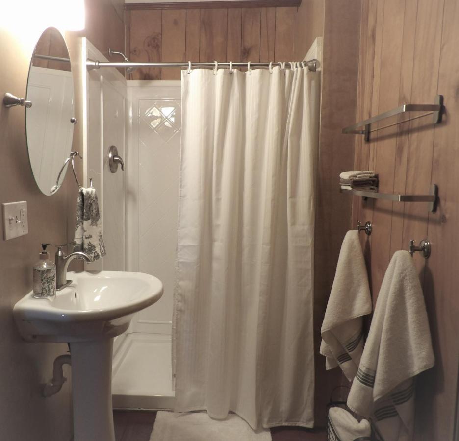 The Farmhouse Private Apartments Eufaula Bagian luar foto
